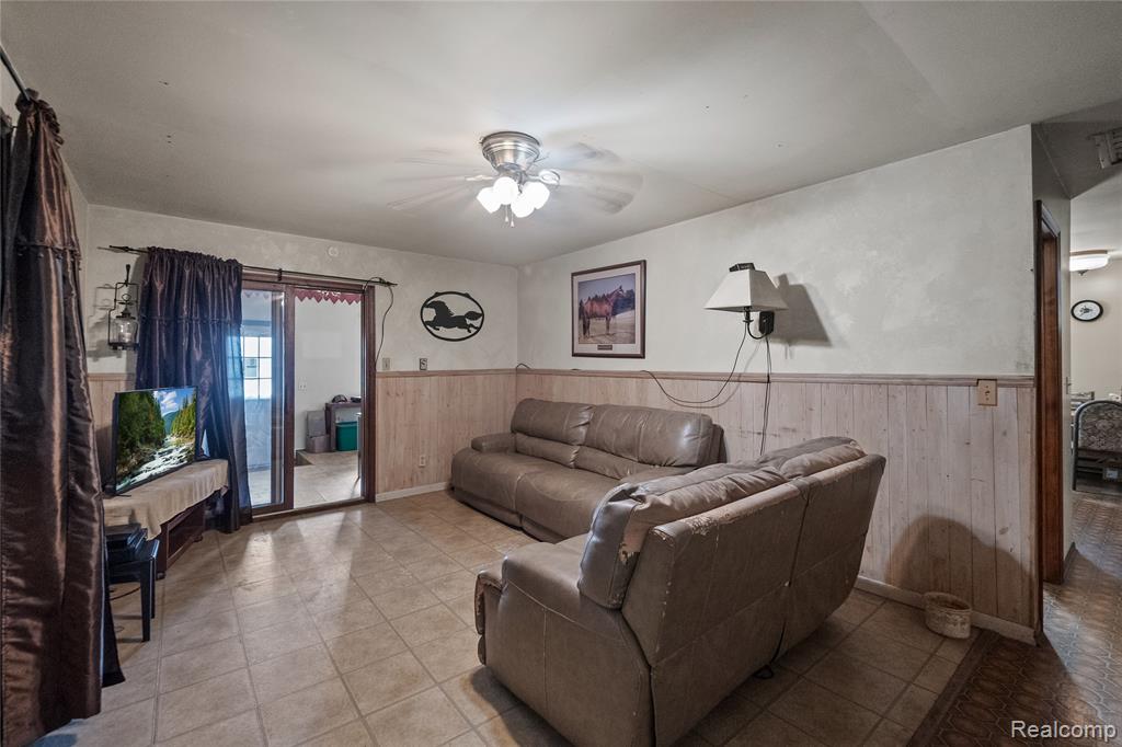 5095 Casey Road Dryden, MI 48428 - Photo 9 of 56