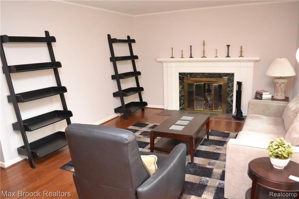 15830 Reedmere Avenue Beverly Hills, MI 48025 - Photo 12 of 20