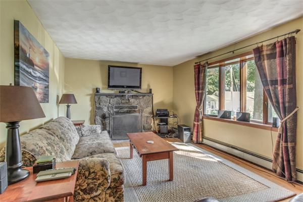 11 Taylor Road North Reading, MA 01864 - Photo 3 of 30 Gallery Image 3