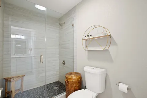 $525,000 | 7404 Barcelona Drive, Austin, TX 78752