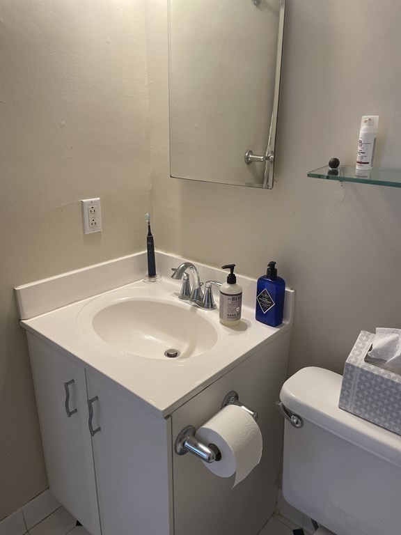 534 Beacon Street, Unit 902 Boston, MA 02215 - Photo 15 of 19