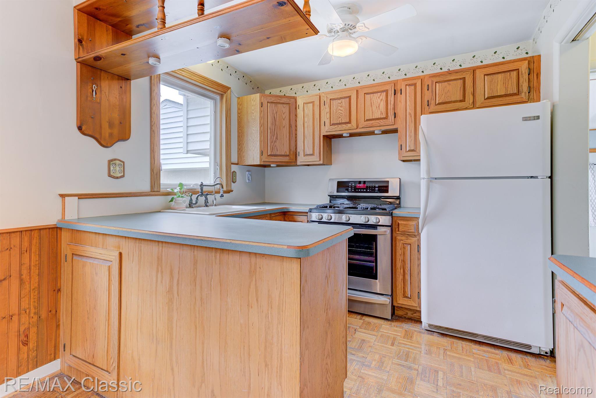 47215 West 11 Mile Road Novi, MI 48374 - Photo 12 of 41 Gallery Image 12