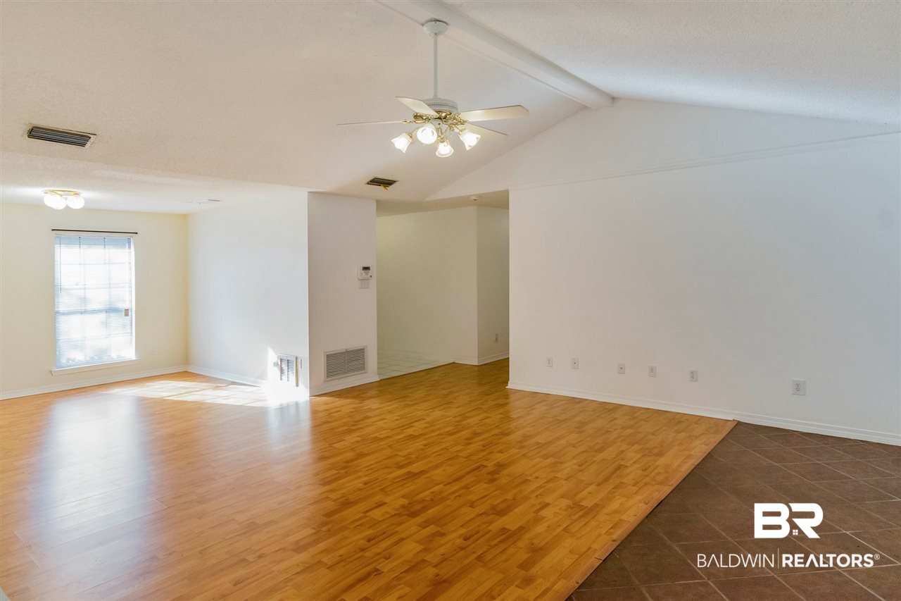 5266 Maudelayne Drive North Mobile, AL 36693 - Photo 7 of 39