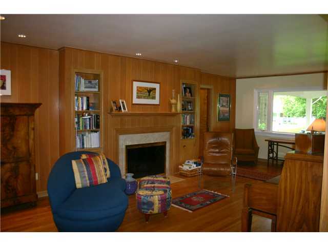 3820 Walhaven Road Columbus, OH 43220 - Photo 4 of 24