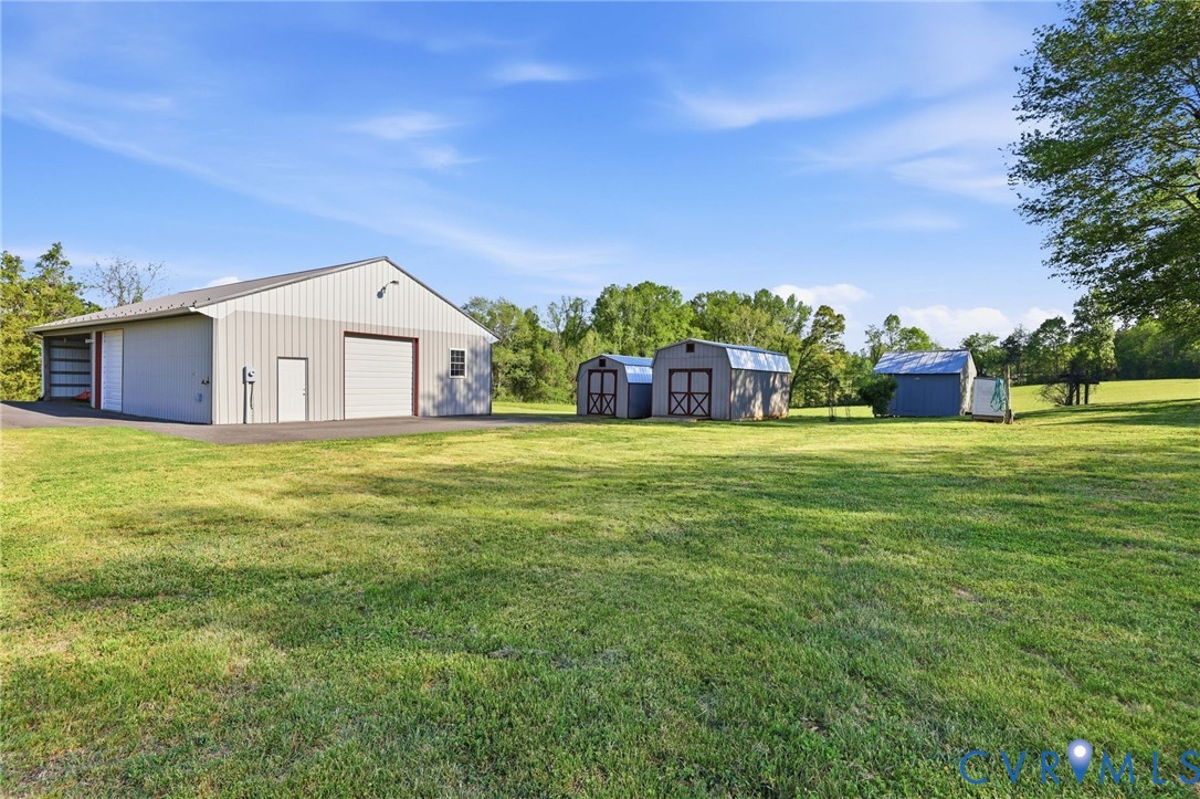 334 Pump Road New Canton, VA 23123 - Photo 33 of 74 a view of a house with a big yard