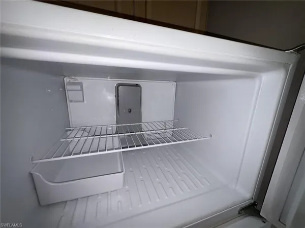 $1,650 | 141 18th Avenue Northeast, Naples, FL 34120