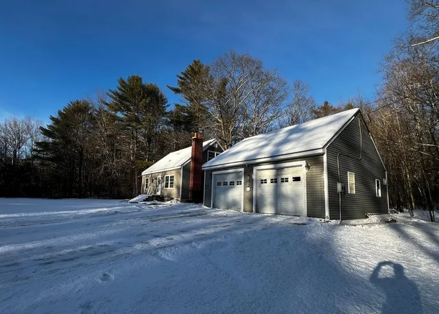 $279,900 | 227 Gore Road, Oxford, ME 04270