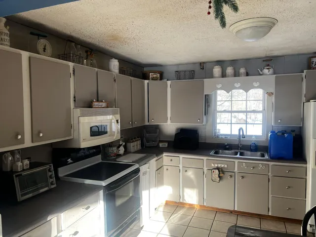 $279,900 | 227 Gore Road, Oxford, ME 04270