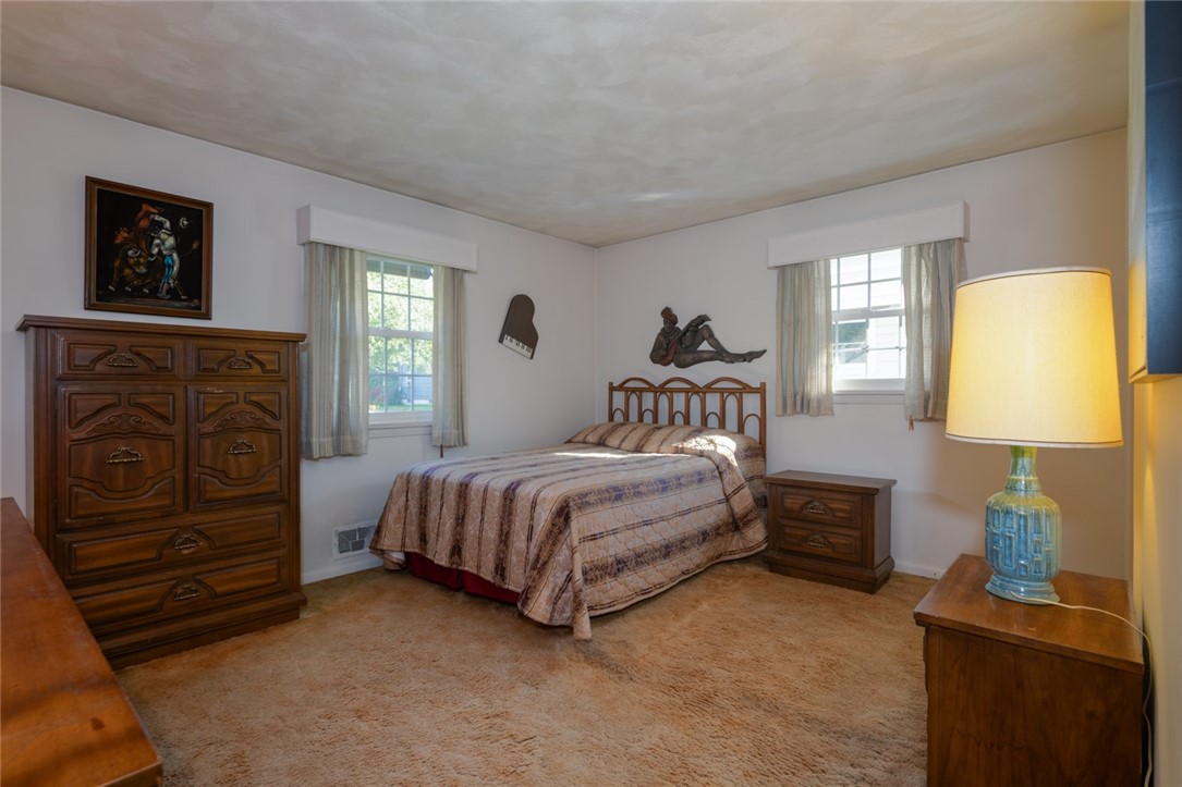 165 Afton Street Rochester, NY 14612 - Photo 16 of 33 Gallery Image 16
