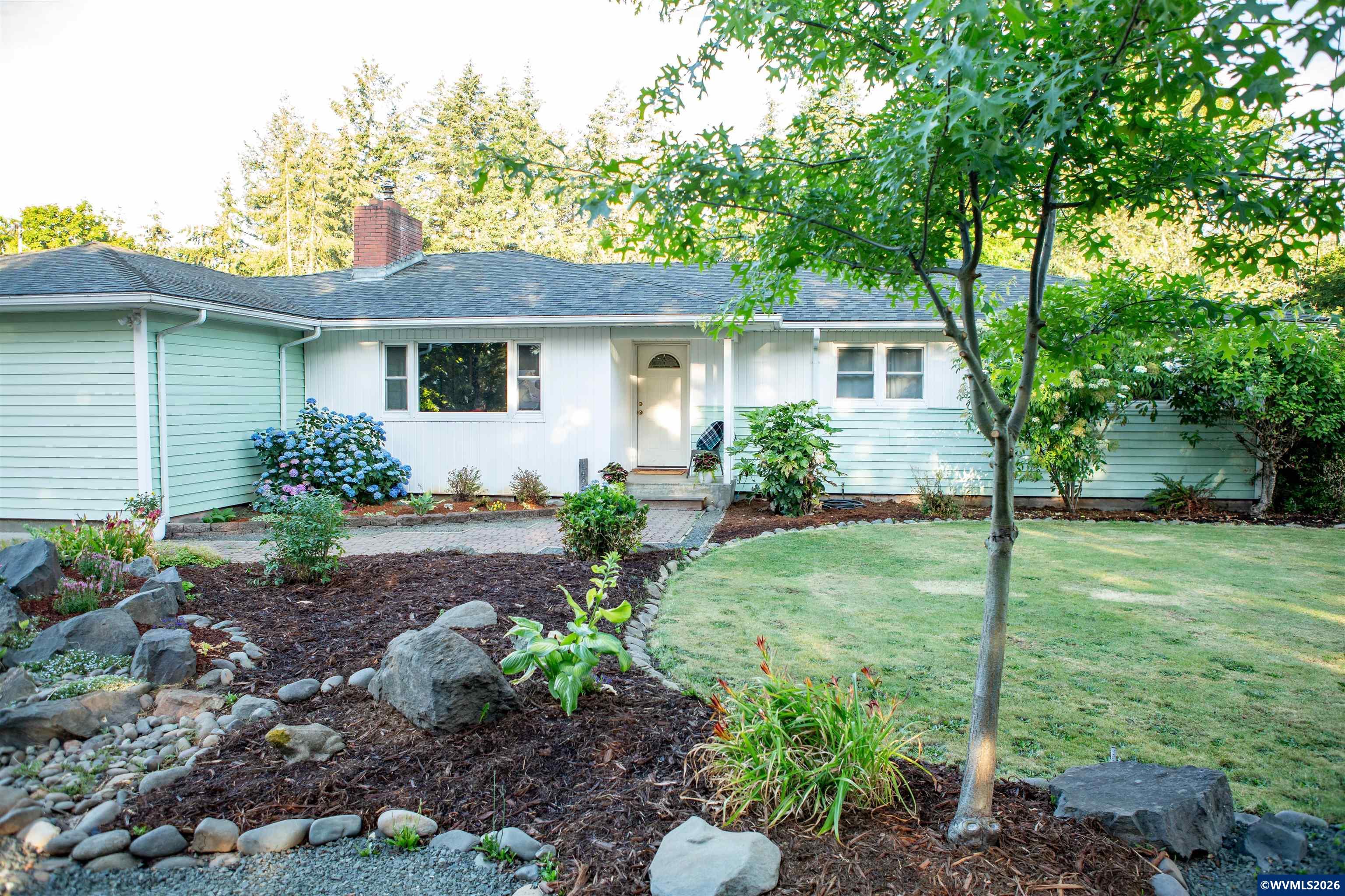 4992 Willetta Street Southwest Albany, OR 97321 - Photo 1 of 29