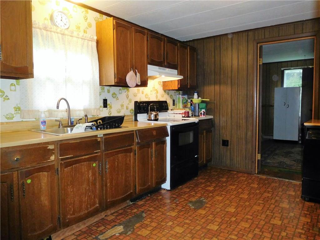 52 Court Street Mercer, PA 16137 - Photo 3 of 18 Gallery Image 3