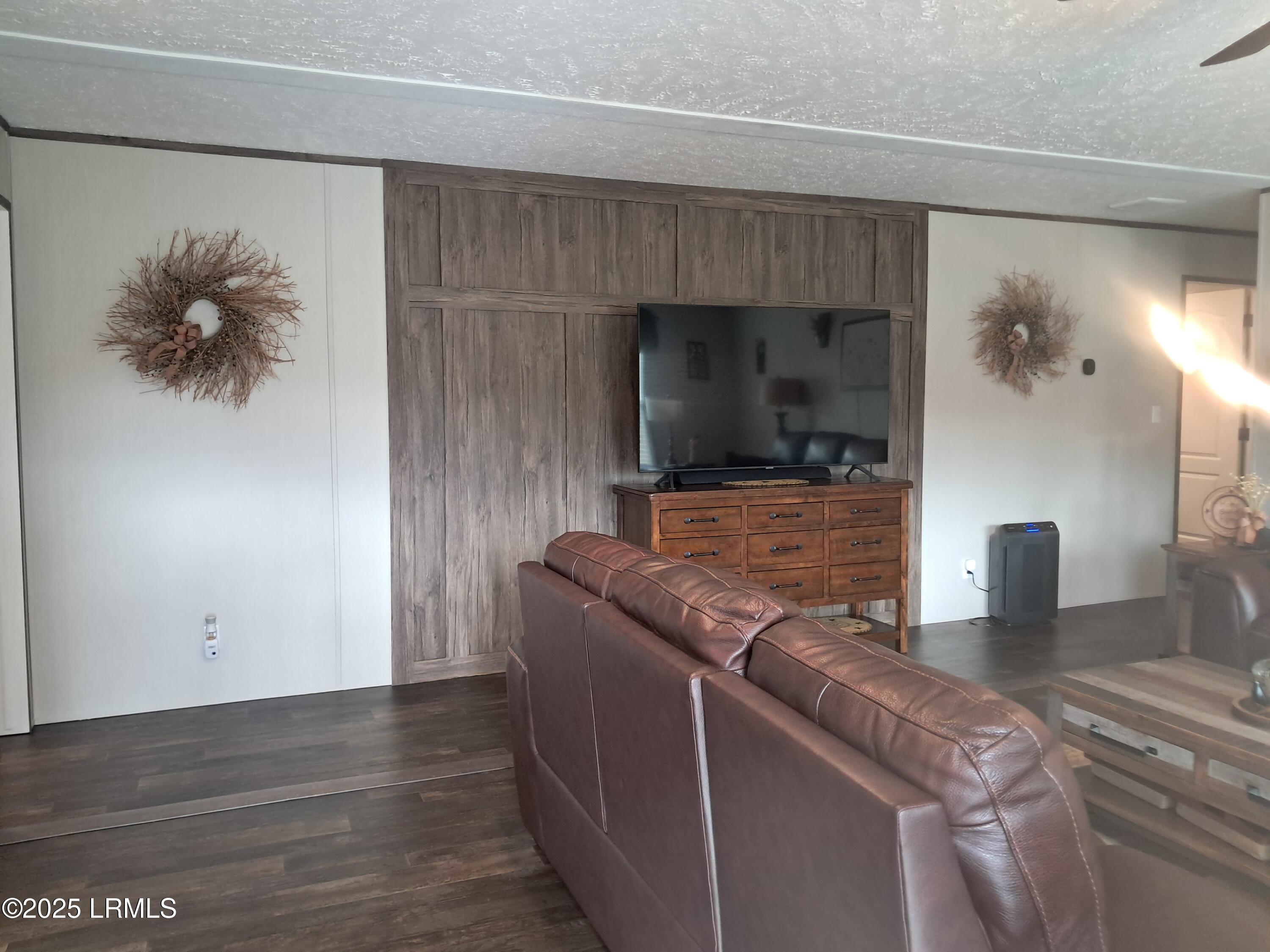 308 Ricochet Lane Ruffin, SC 29475 - Photo 11 of 31 1000025837