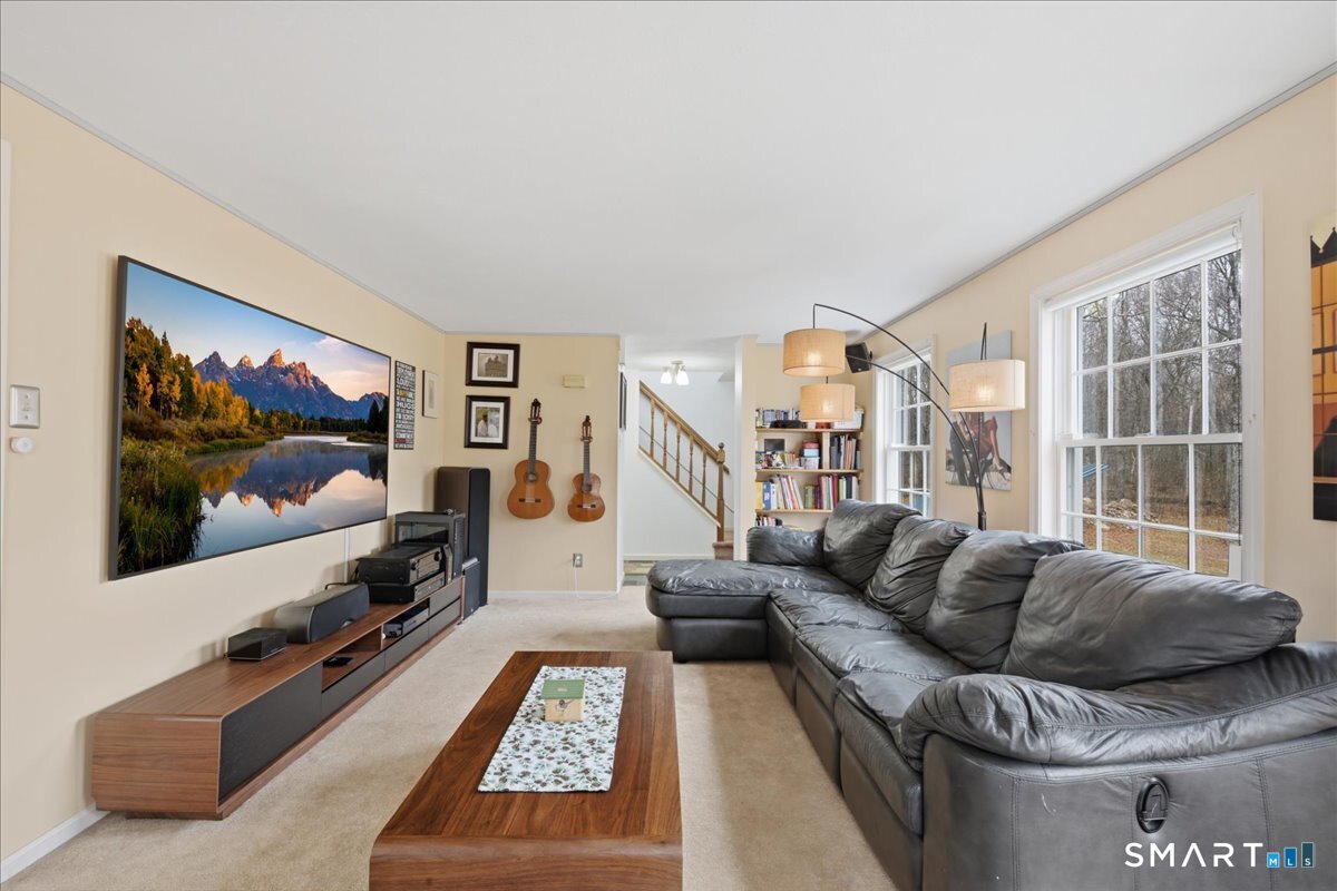 393 Forsyth Road Salem, CT 06420 - Photo 13 of 40