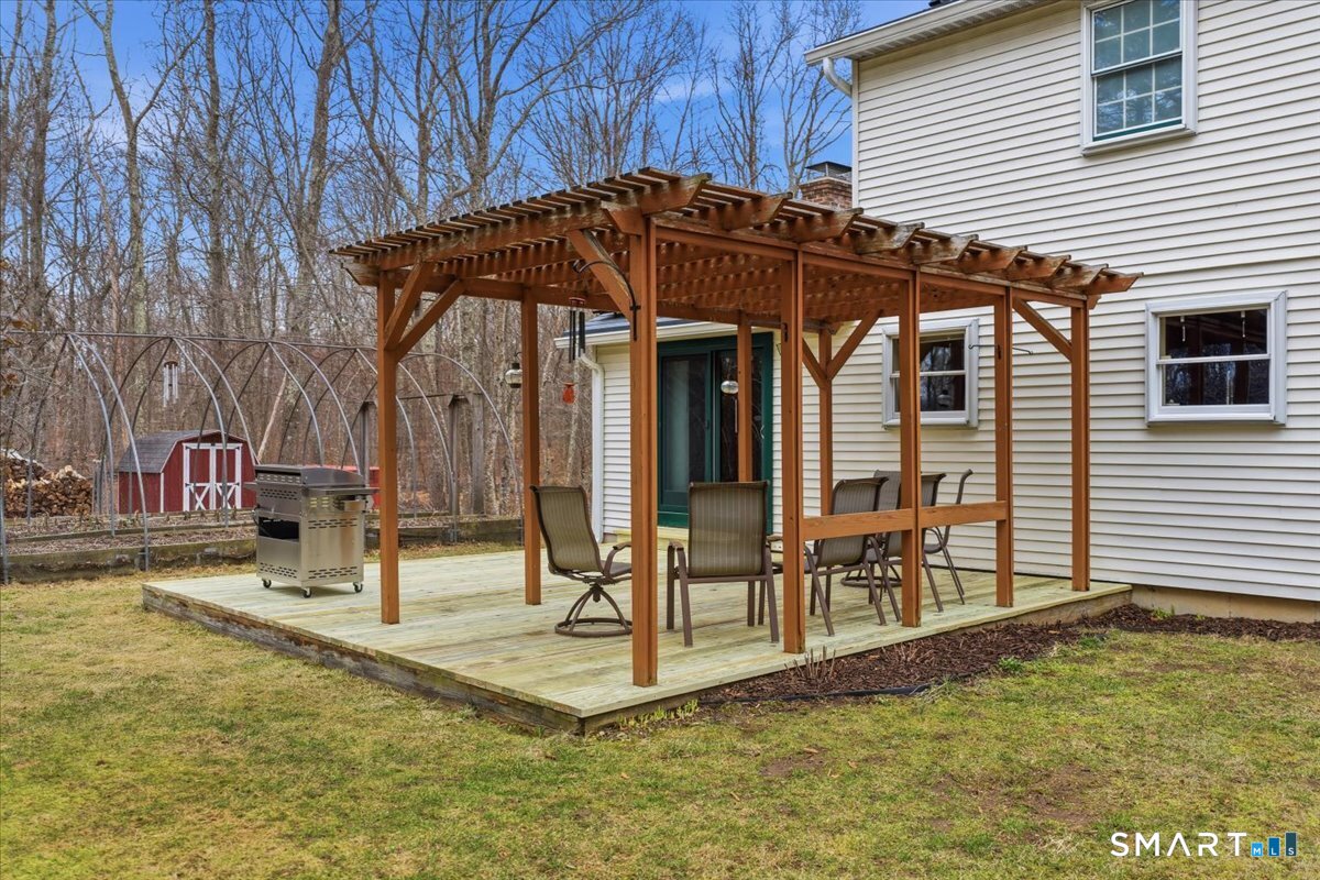 393 Forsyth Road Salem, CT 06420 - Photo 26 of 40