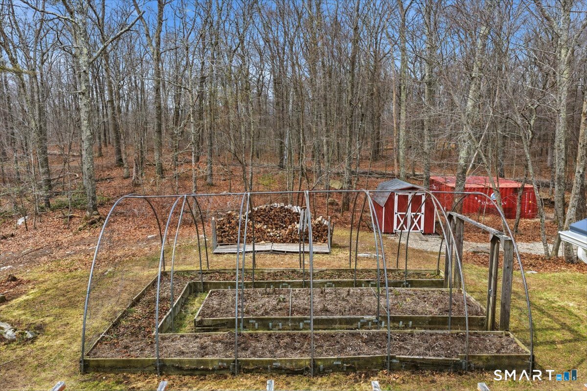 393 Forsyth Road Salem, CT 06420 - Photo 35 of 40