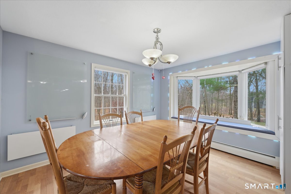 393 Forsyth Road Salem, CT 06420 - Photo 8 of 40