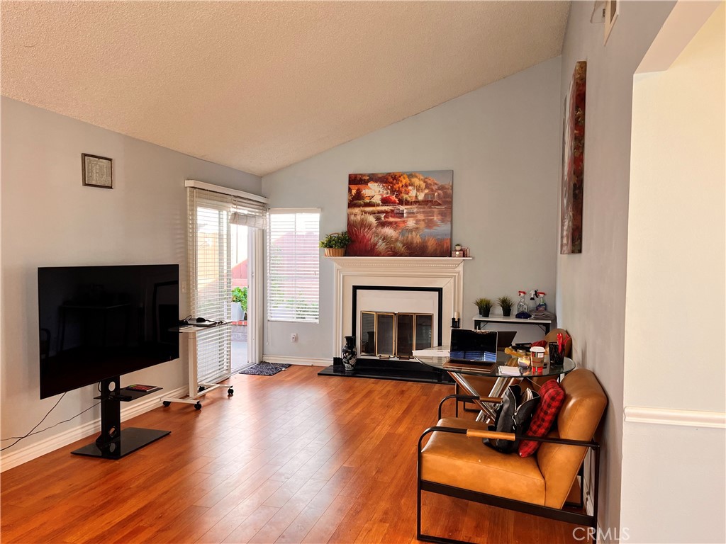 19849 Collins Road Canyon Country, CA 91351 - Photo 3 of 23