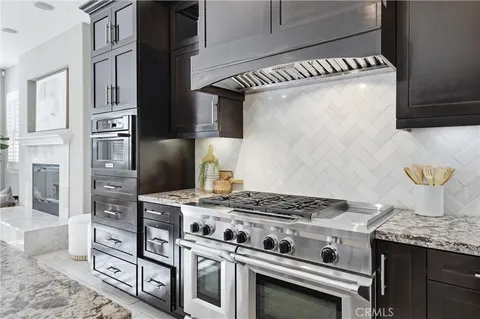 $3,250,000 | 17491 Oakbluffs Lane, Huntington Beach, CA 92649