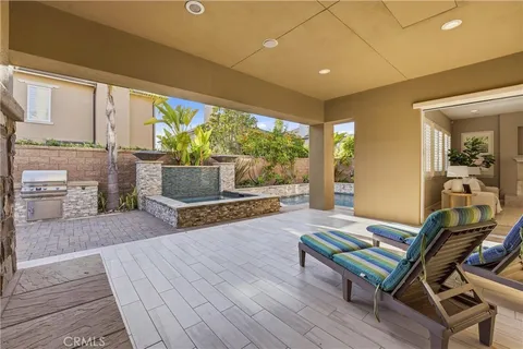 $3,250,000 | 17491 Oakbluffs Lane, Huntington Beach, CA 92649
