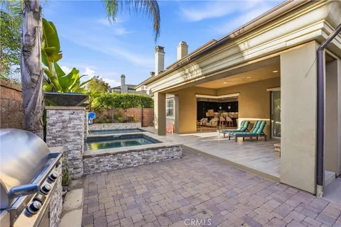 $3,250,000 | 17491 Oakbluffs Lane, Huntington Beach, CA 92649