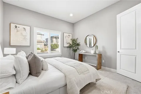 $3,250,000 | 17491 Oakbluffs Lane, Huntington Beach, CA 92649