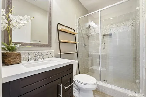 $3,250,000 | 17491 Oakbluffs Lane, Huntington Beach, CA 92649