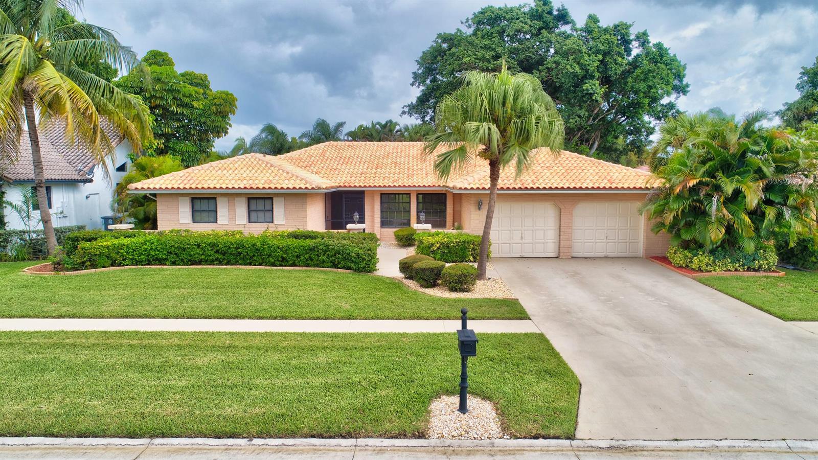 20063 Back 9 Drive Boca Raton, FL 33498 - Photo 1 of 45 FRONT