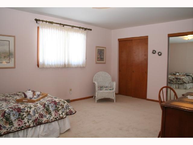 2295 Cheltenham Road Columbus, OH 43220 - Photo 11 of 18 Gallery Image 11