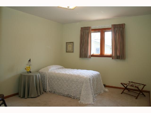 2295 Cheltenham Road Columbus, OH 43220 - Photo 14 of 18 Gallery Image 14