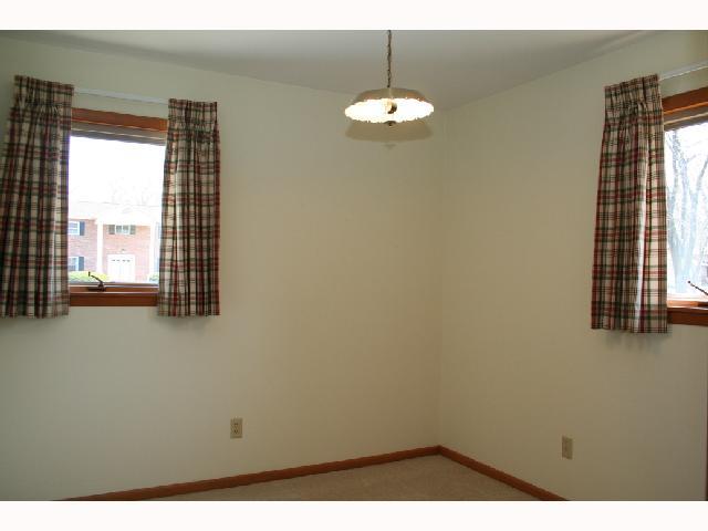 2295 Cheltenham Road Columbus, OH 43220 - Photo 15 of 18 Gallery Image 15