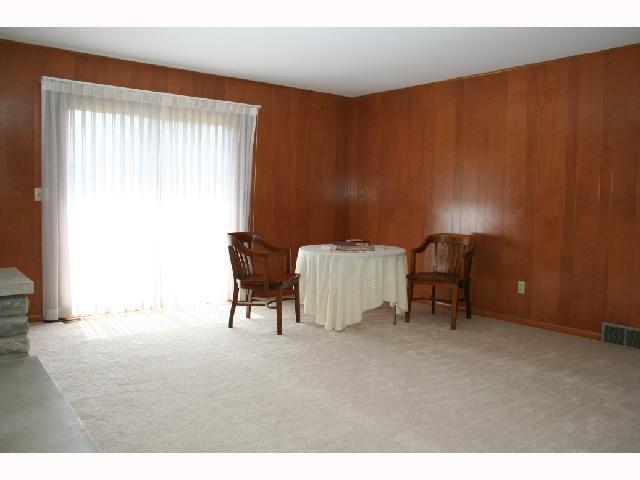 2295 Cheltenham Road Columbus, OH 43220 - Photo 4 of 18 Gallery Image 4