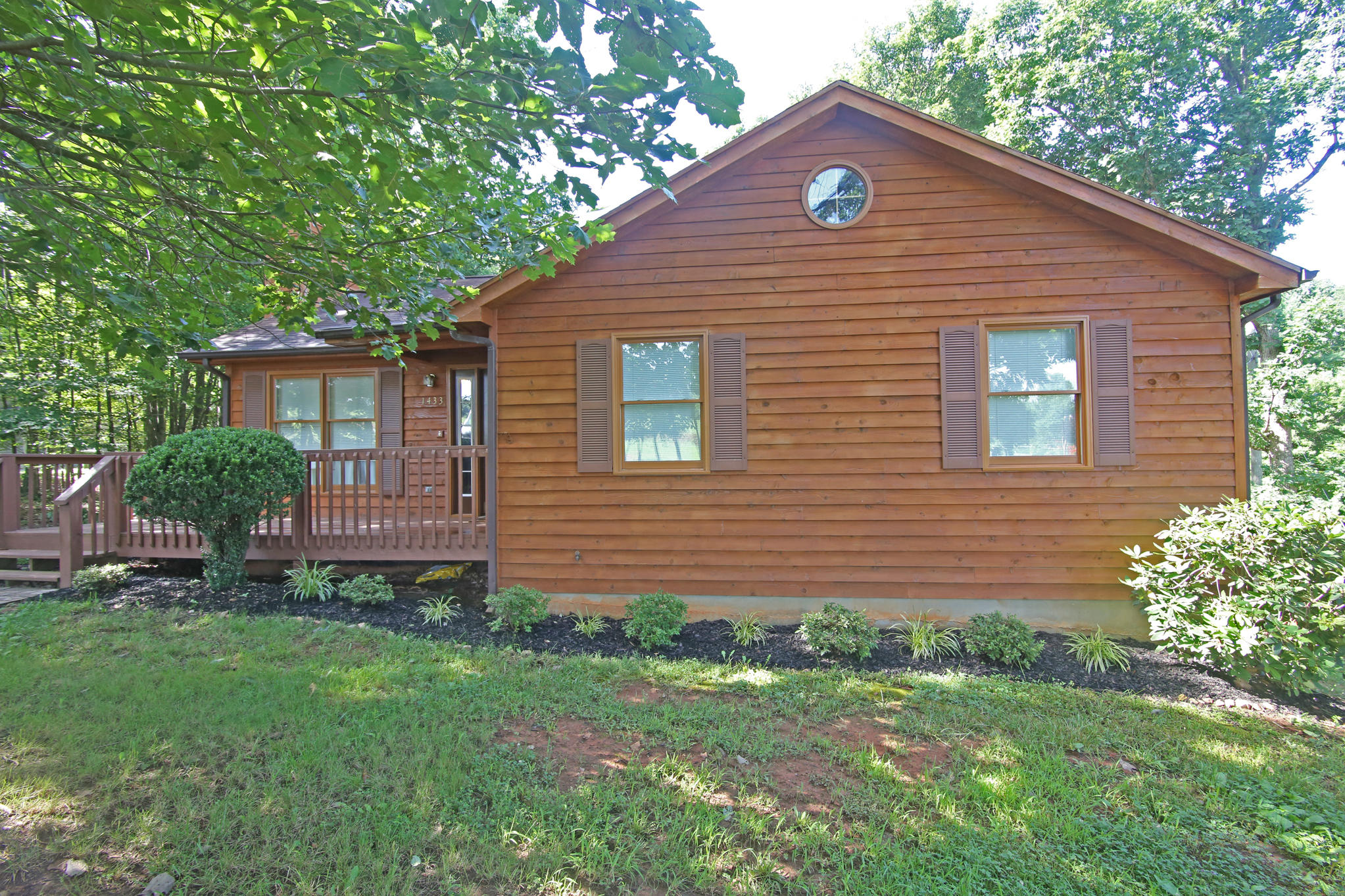 1433 Diamond Hill Road Moneta, VA 24121 - Photo 2 of 50 2DGA_7954