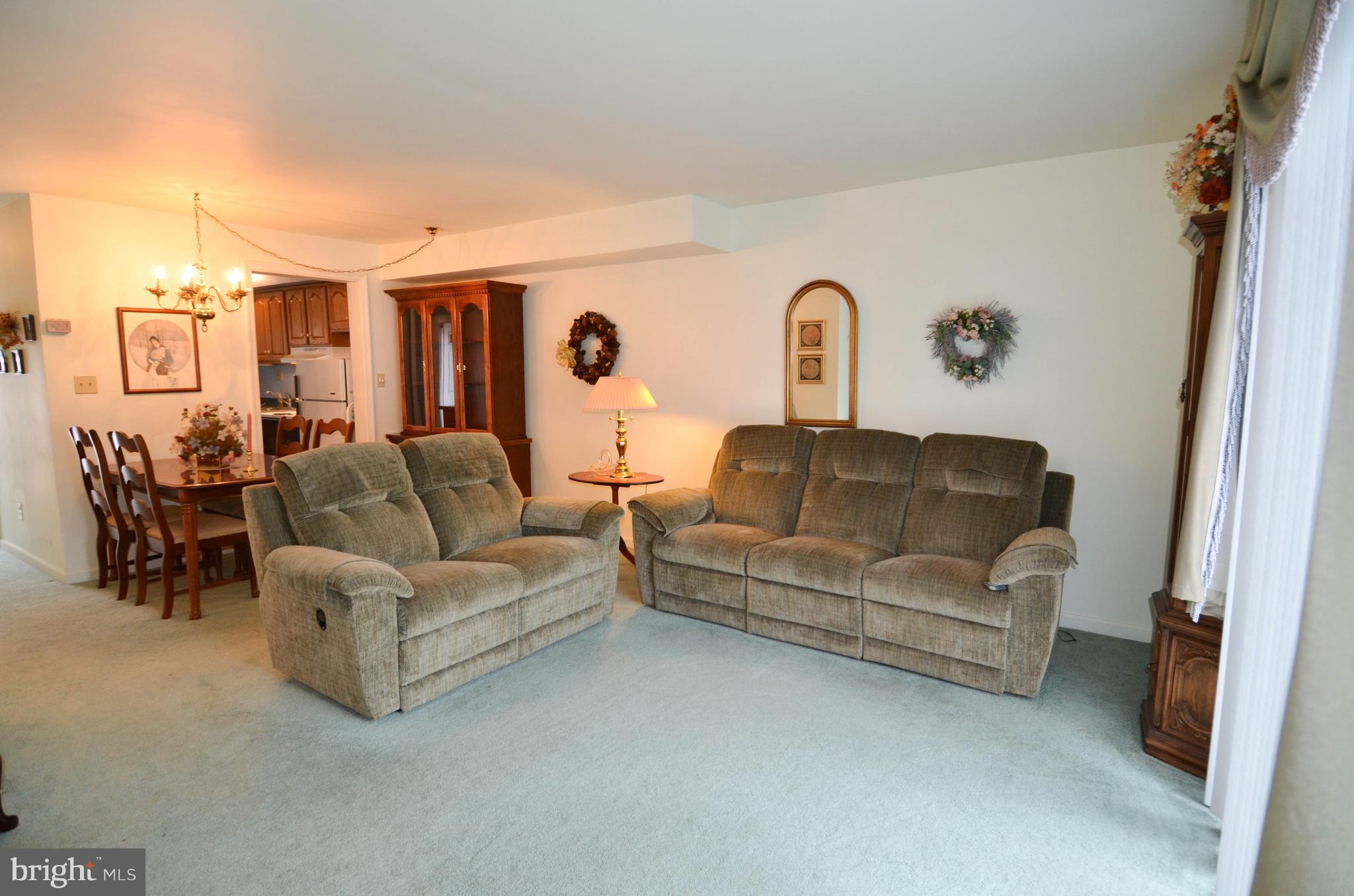 1612 Wogan Road York, PA 17404 - Photo 3 of 25