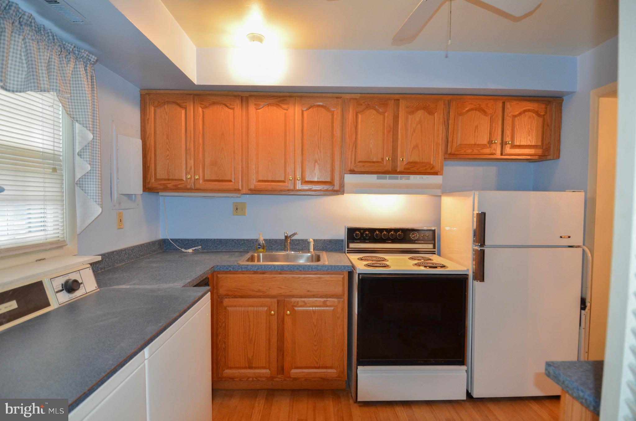 1612 Wogan Road York, PA 17404 - Photo 7 of 25