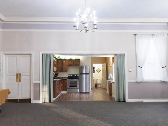 $265,000 | 208 West Erie Street, Albion, MI 49224