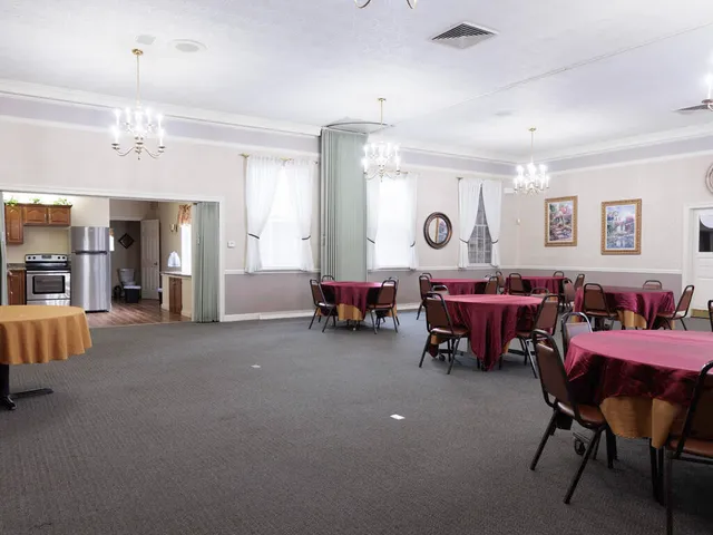 $265,000 | 208 West Erie Street, Albion, MI 49224