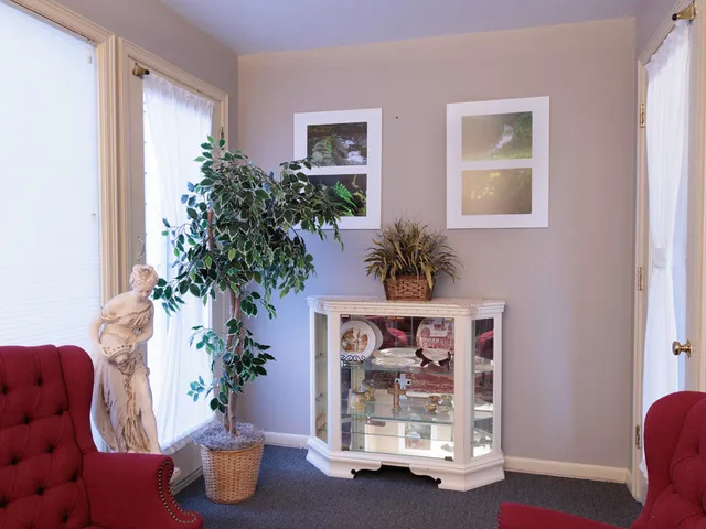 $265,000 | 208 West Erie Street, Albion, MI 49224