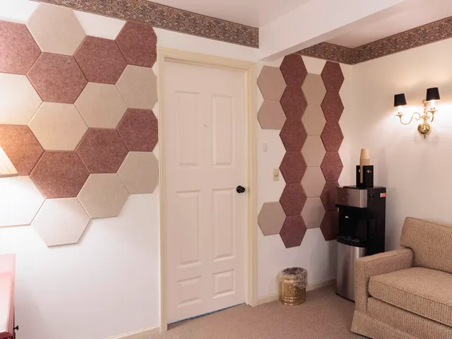 $265,000 | 208 West Erie Street, Albion, MI 49224