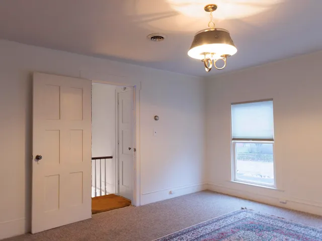 $265,000 | 208 West Erie Street, Albion, MI 49224