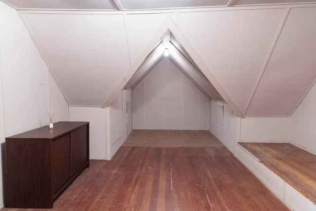 $265,000 | 208 West Erie Street, Albion, MI 49224