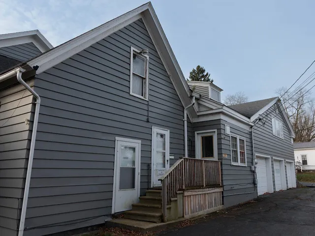 $265,000 | 208 West Erie Street, Albion, MI 49224