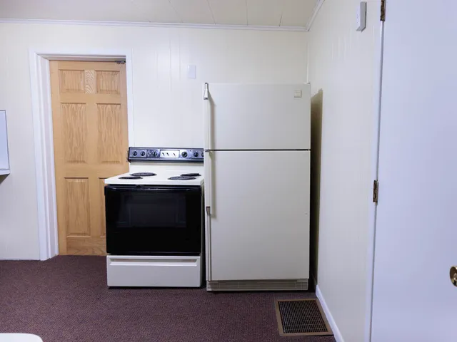 $265,000 | 208 West Erie Street, Albion, MI 49224