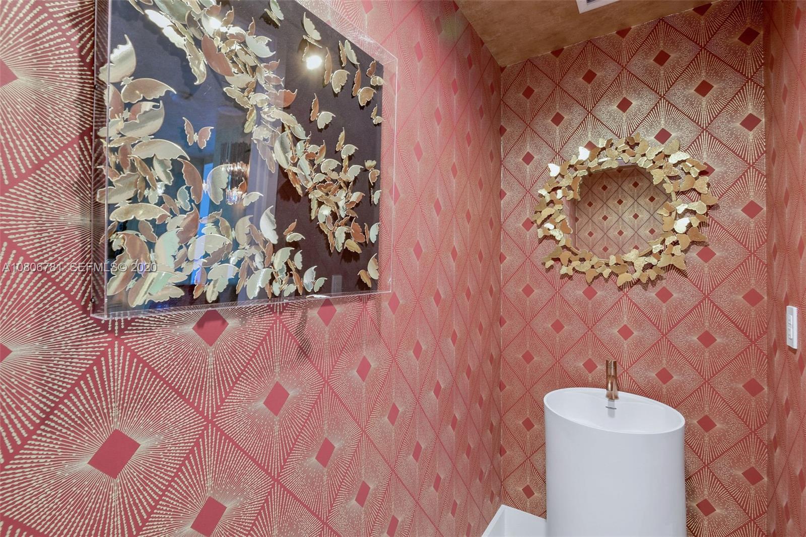 1040 Biscayne Boulevard, Unit PH4202 Miami, FL 33132 - Photo 18 of 58