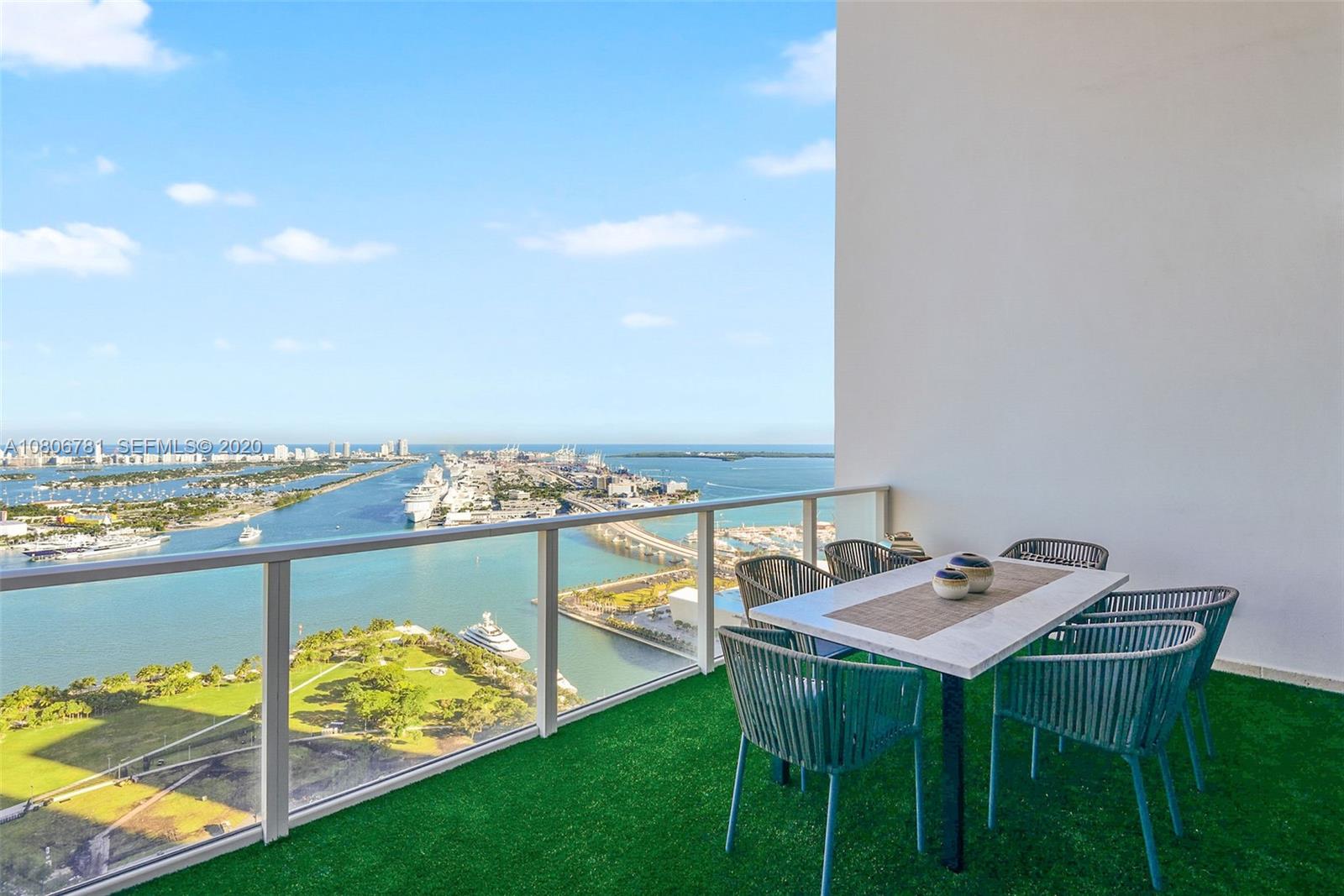 1040 Biscayne Boulevard, Unit PH4202 Miami, FL 33132 - Photo 3 of 58