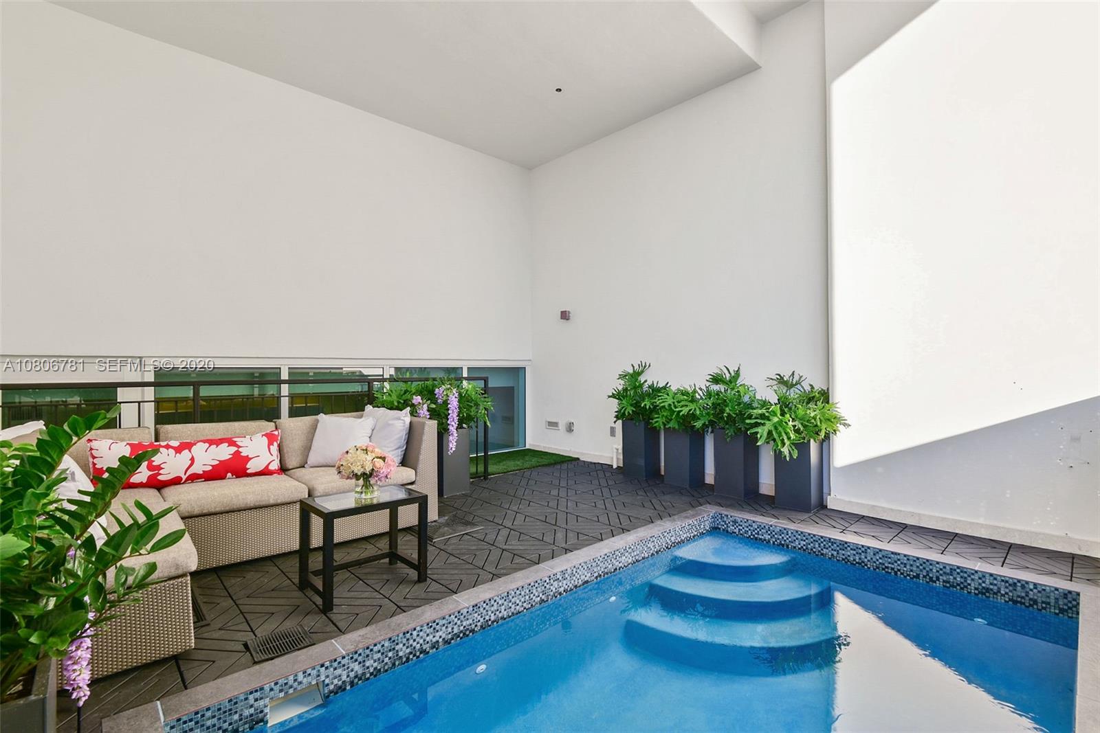 1040 Biscayne Boulevard, Unit PH4202 Miami, FL 33132 - Photo 44 of 58