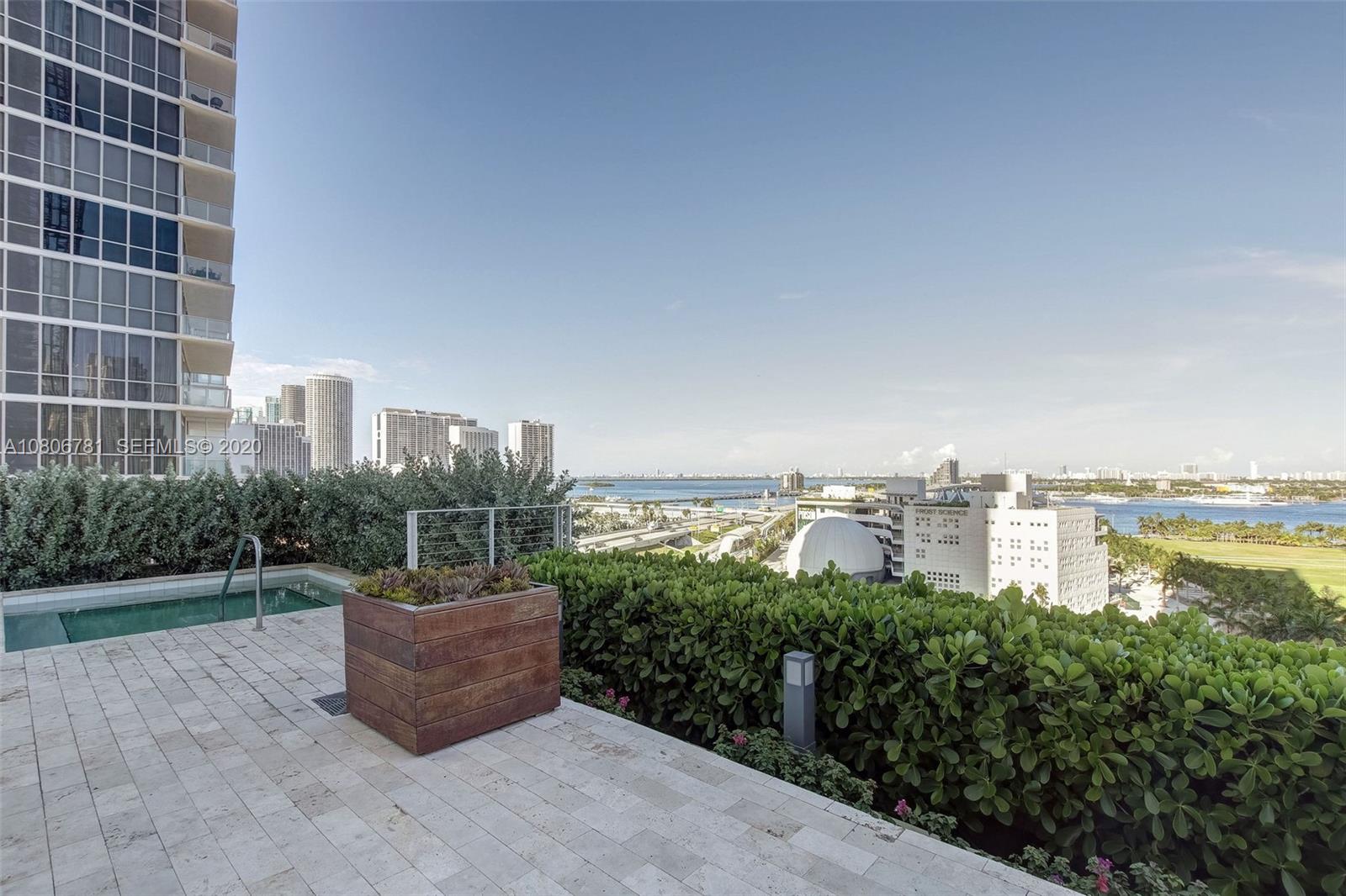 1040 Biscayne Boulevard, Unit PH4202 Miami, FL 33132 - Photo 56 of 58