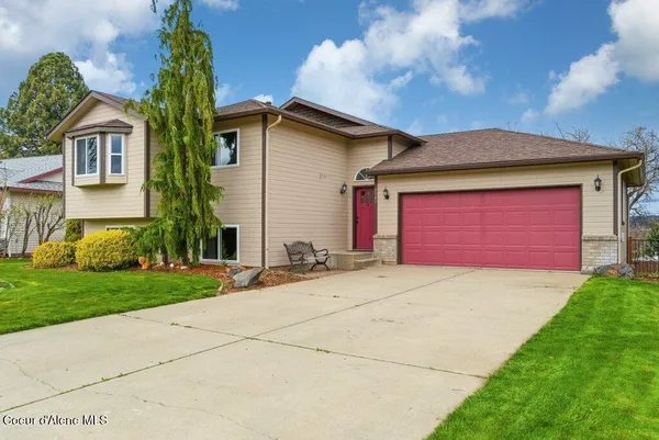 $530,000 | 2207 North Stagecoach Drive, Post Falls, ID 83854