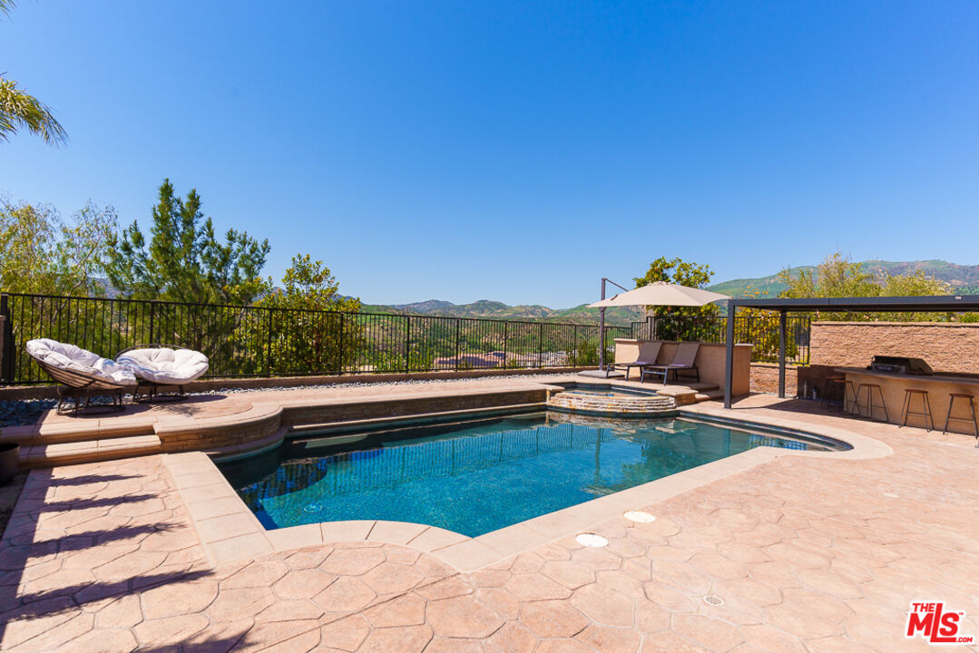 11765 North Ricasoli Way Porter Ranch, CA 91326 - Photo 54 of 55 Gallery Image 54
