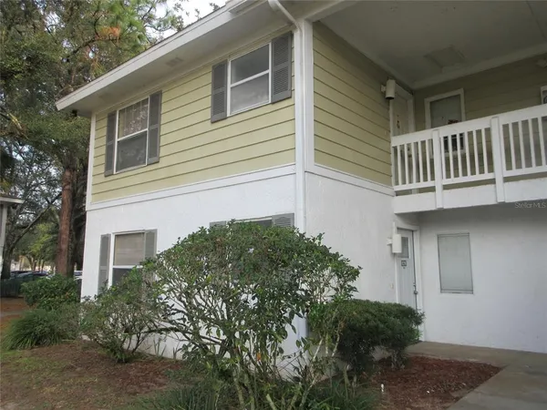$1,075 | 8216 Fairways Circle, Unit C102, Ocala, FL 34472