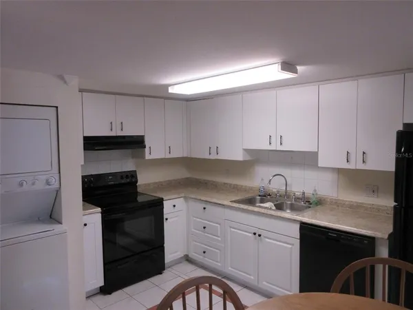 $1,075 | 8216 Fairways Circle, Unit C102, Ocala, FL 34472